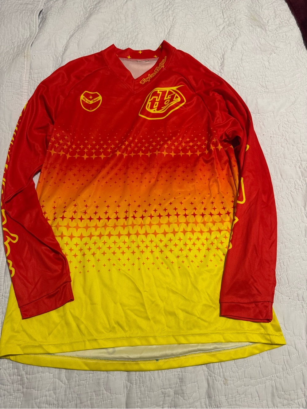 Troy Lee Designs style I’m not sure if is authentic size m